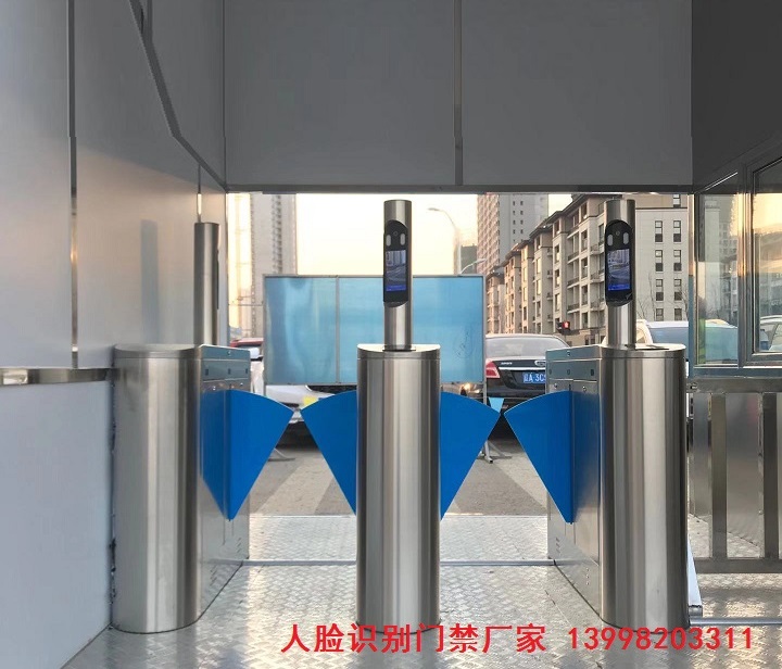 沈陽(yáng)建筑工地識(shí)別通道閘機(jī)門(mén)禁系統(tǒng)安裝圖片