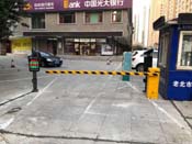 老北市增加車牌識別混進混出一套